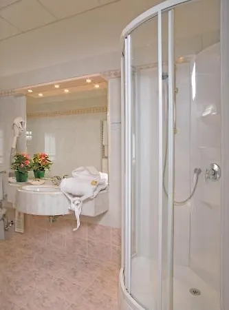 فندق Ristorante Brusco 3*